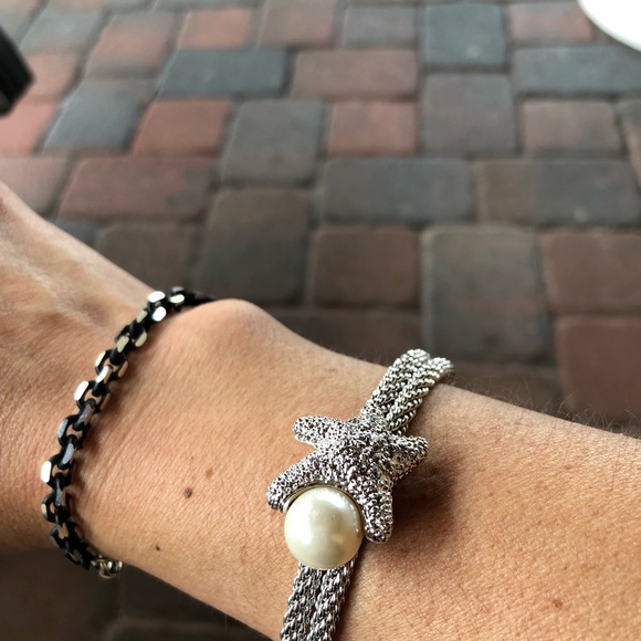 STARFISH AND PEARL SILVER BRACELET - Picture 2 of 5